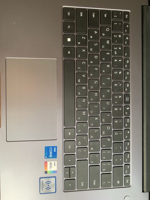 Продаю ноутбук Huawei