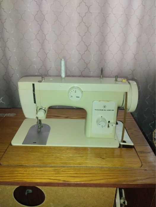 Швейная машинка Чаика 132М