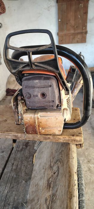 Продавам Stihl 441