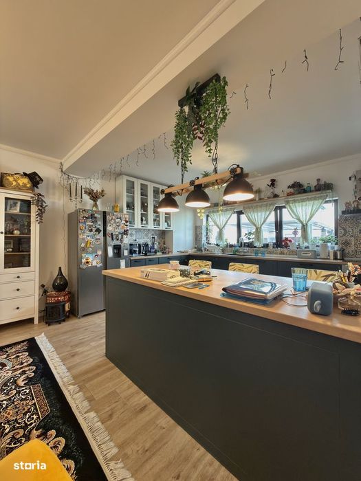 Vilă P+1 cu 4 Camere - Năvodari | TEREN 280MP