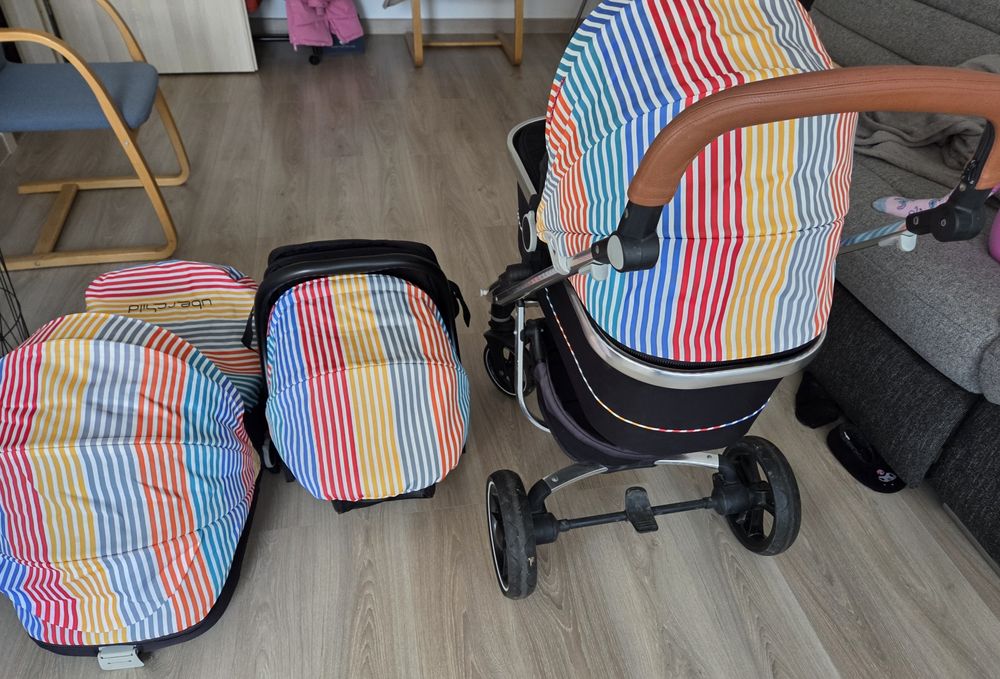 Carucior 3in1 pentru copii.