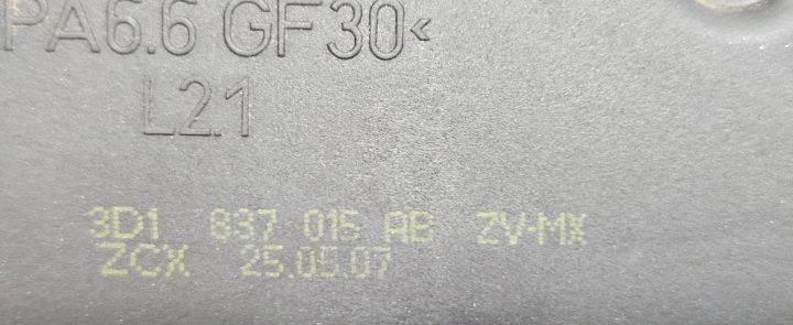 Broasca usa stanga fata 3D1837015AB Volkswagen VW Golf a 5-a generati