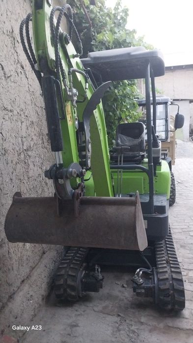 Mini ekskavator Fora w15