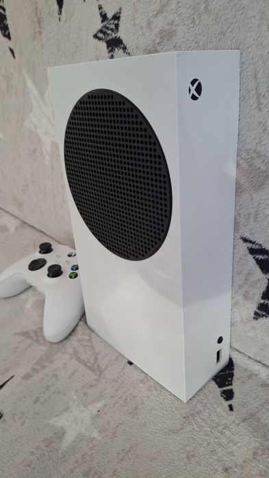 Vând xbox serie s
