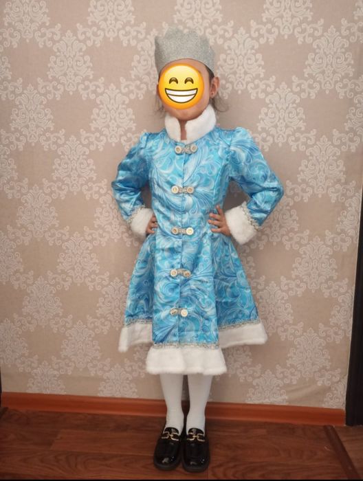 Продам костюмы для девочки