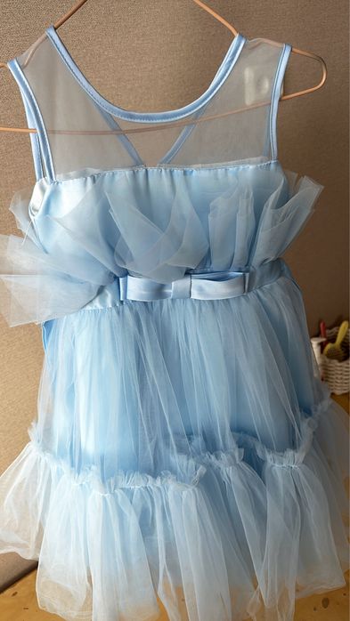 Платье нарядное на девочку