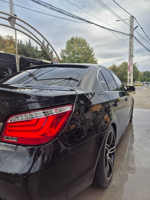 Vând bmw e60 530D