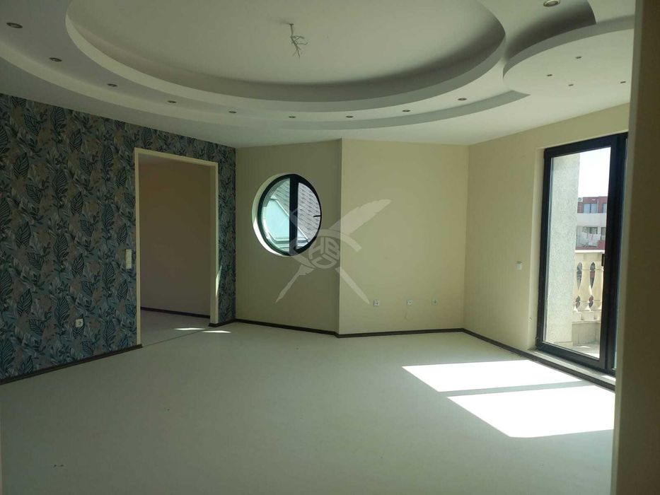 Продава се Многостаен апартамент в Свети Влас - 201 кв.м за 799 €/кв.м - Снимка #4