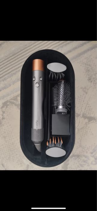 Продам Dyson Airwrap Complete Long HS05