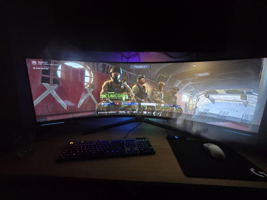 samsung odyssey g9 second hand si noi de vanzare • Anunturi • OLX.ro