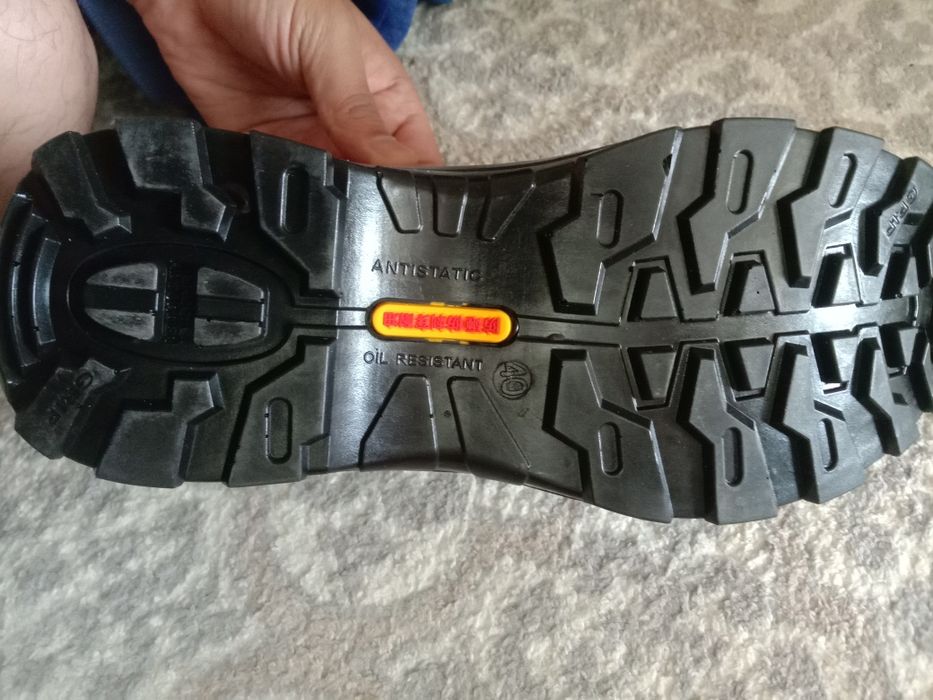 Летная рабочая обувь.