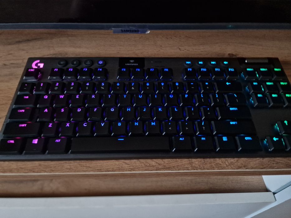 Беспроводная клавиатура Logitech G915 TKL Механическая клавиатура,: 45 ...