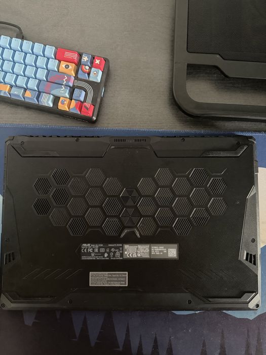 Vand Laptop Asus Gaming Tuf F17 FX706HE