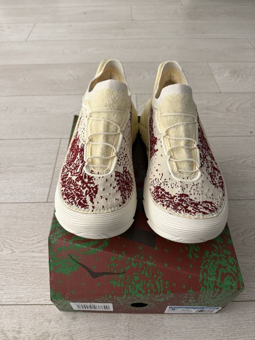 Hoka u restore chukka farzameh