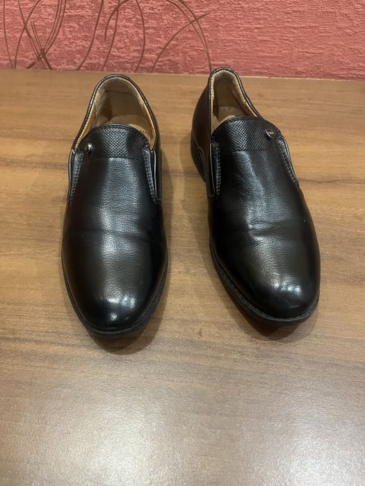 Детская обувь для мальчика.