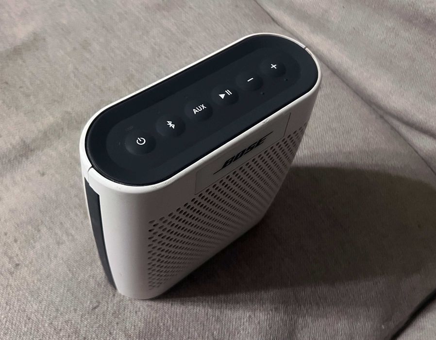 Boxa portabila Bose SoundLink Colour Bluetooth AUX model 415859