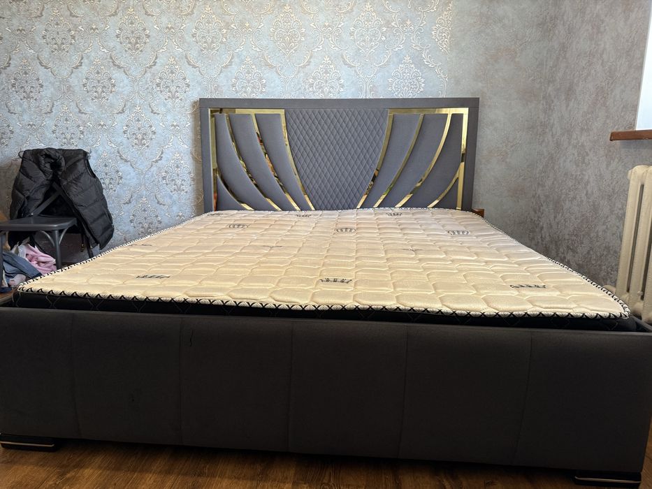 Срочно продам кровать