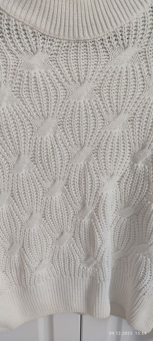Кофта вязаная белая