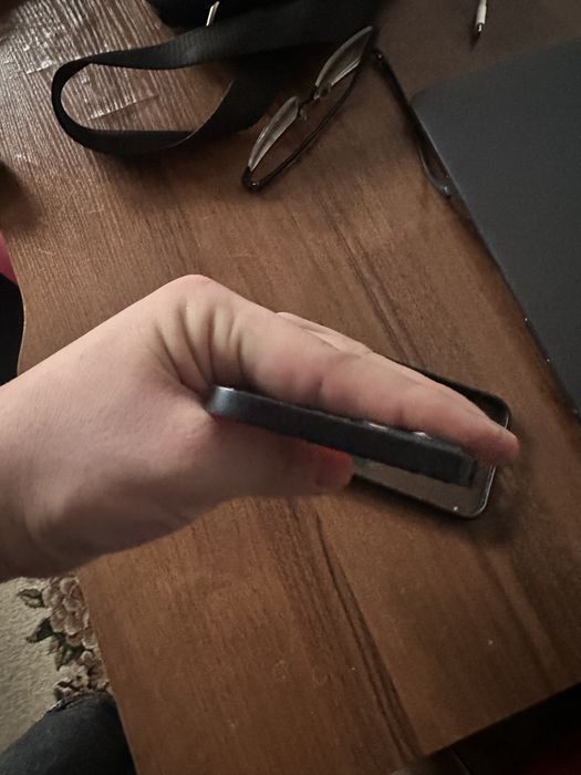 Iphone 13 синий с коробкой, первый владелец