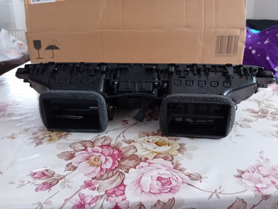 Vând panou bord BMW x3 / 2021