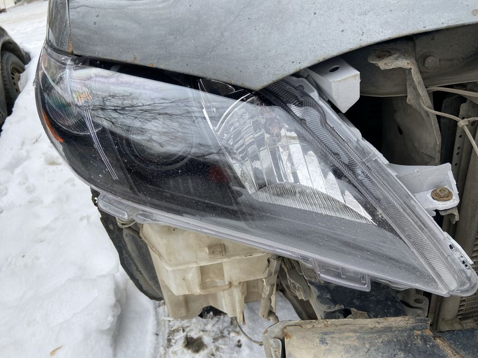 Фара Камри 40 новый