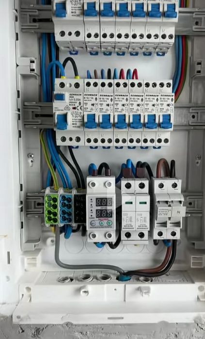 Instalații electrice și sanitare – montaj și reparații