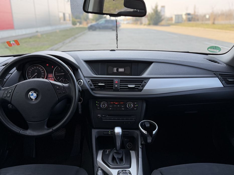 BMW X1 2012 — imagine 5
