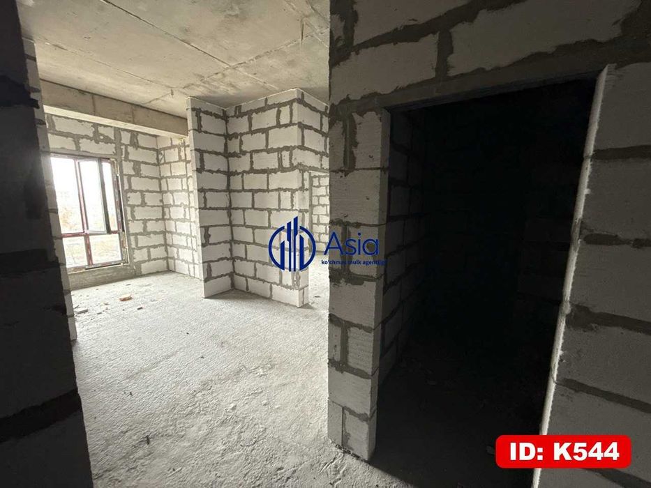 Srochna sitidan 3x xonali karobka sotiladi K544