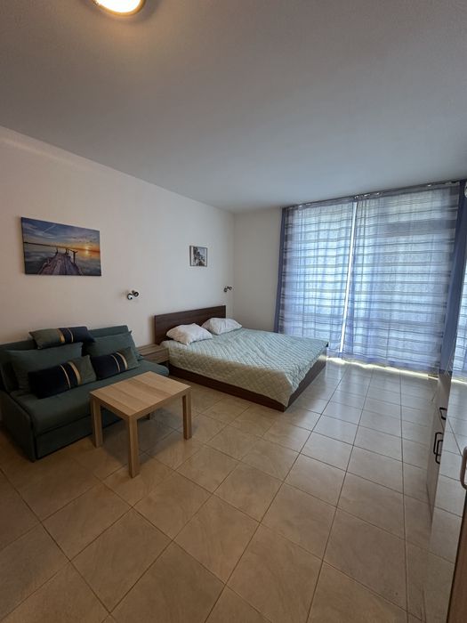 Едностаен - Слънчев бряг, център