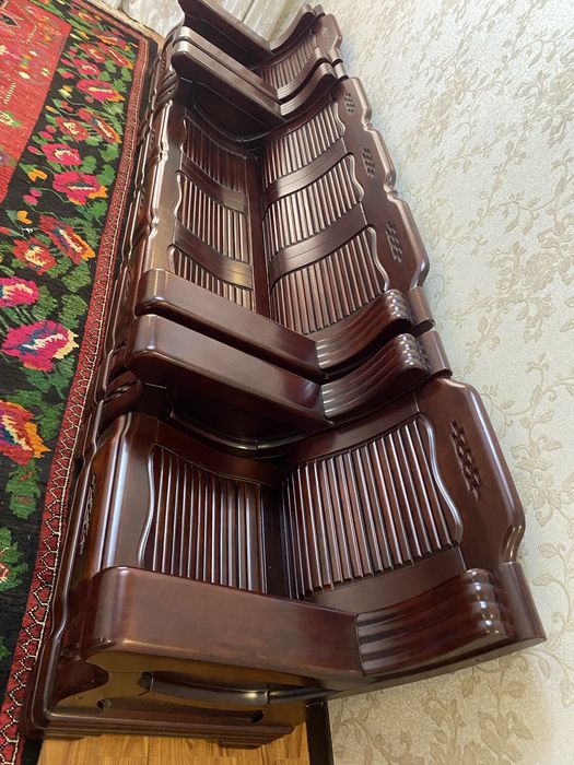 Продам эксклюзивный диван!