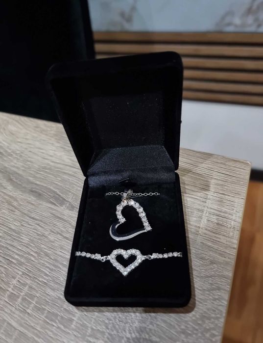 Дамски/Мъжки луксозни подърчни комплекти за Свети Валентин