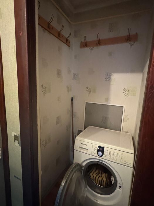 Продам 2-х ком кварт Центр!