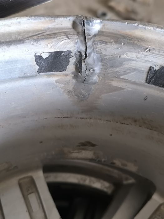 Продам торусы 15 размер