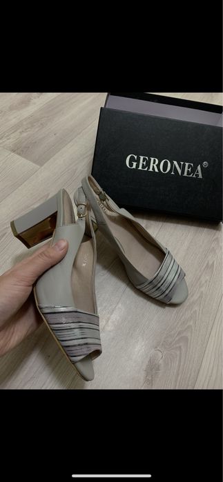 Босоножки 38 р-р