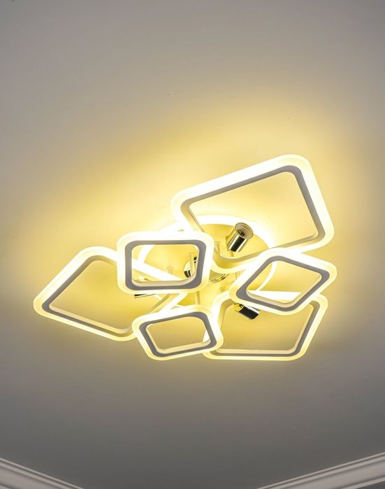 Hi tech lustia kalonkali uch hil yonadi lampichka tushadi