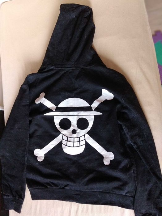 Ватирани суичери One Piece, The Simpsons и Black Panther размер 164