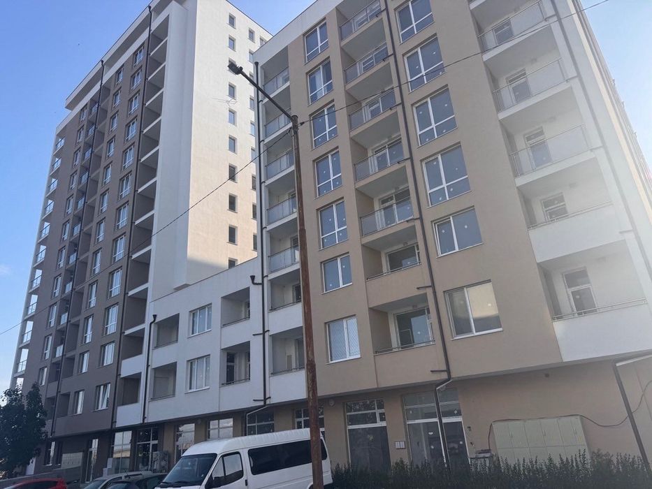 Продавам двустаен апартамент в новия жилищен комплекс „Панорама Бургас“, от собстевенник