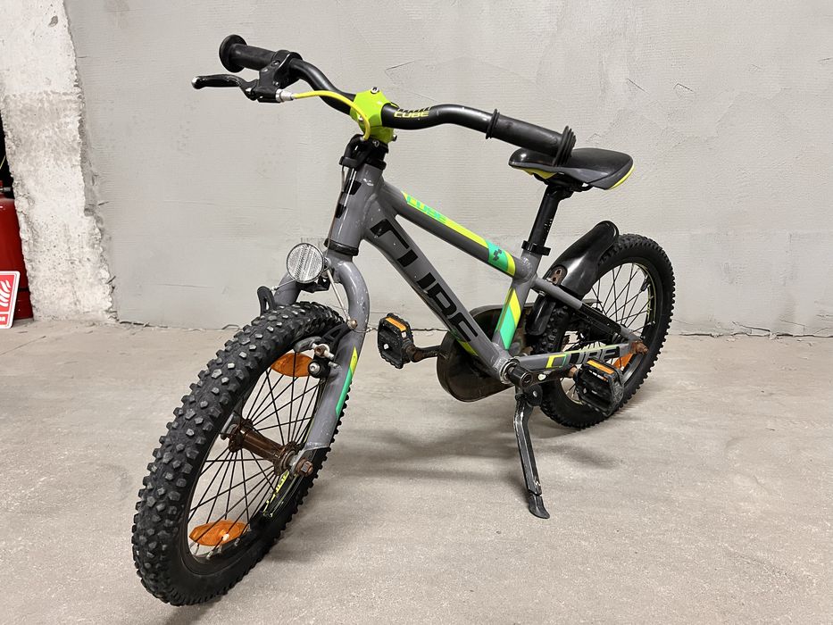 Bicicleta Cube pentru copii
