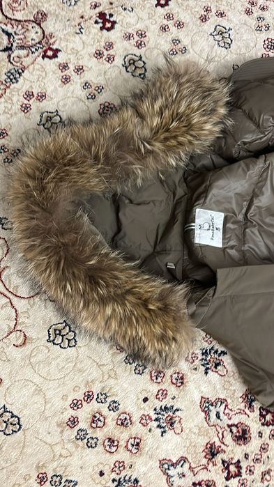 Қысқы куртка сатылады