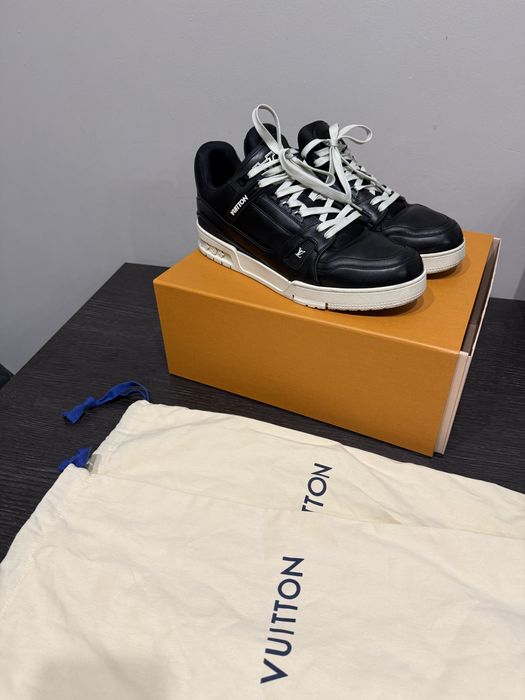 Louis Vuitton Sneakers 45