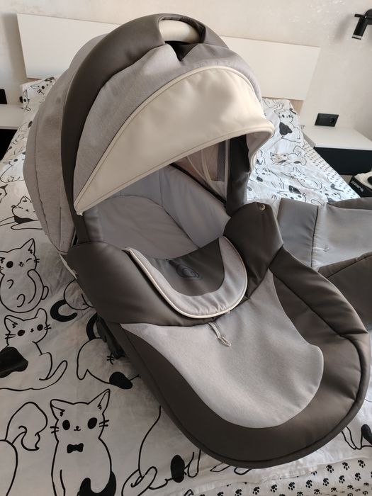 Продам детскую коляску