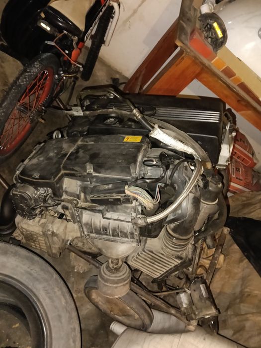 Мерседес 211 Продам двигатель 1.8 компрессор 271 двигатель