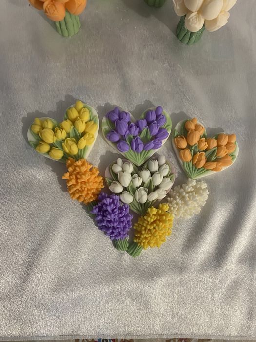 Martisoare/flori din ceara de soia