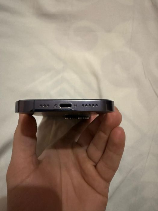 Продам Айфон 14 про 128Гб