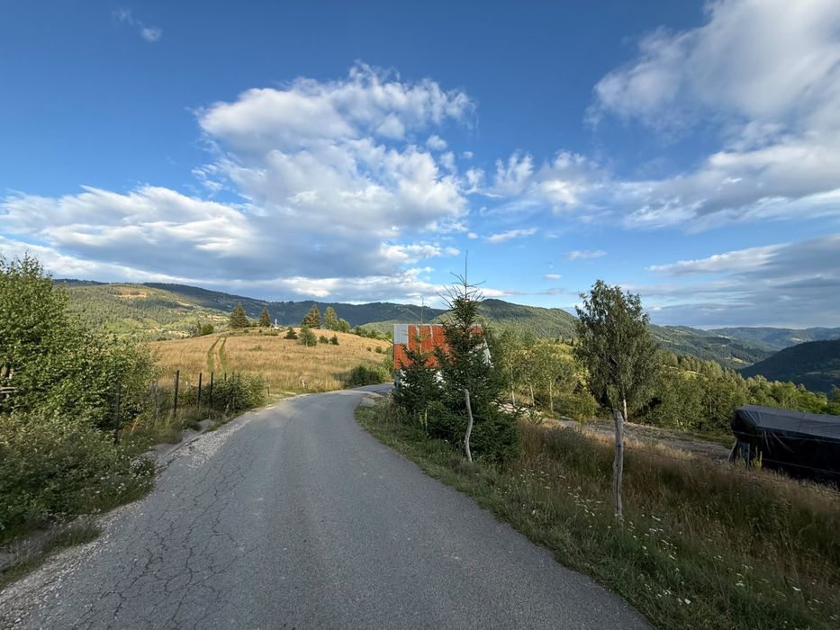 Vand teren Intravilan Albac Apuseni
