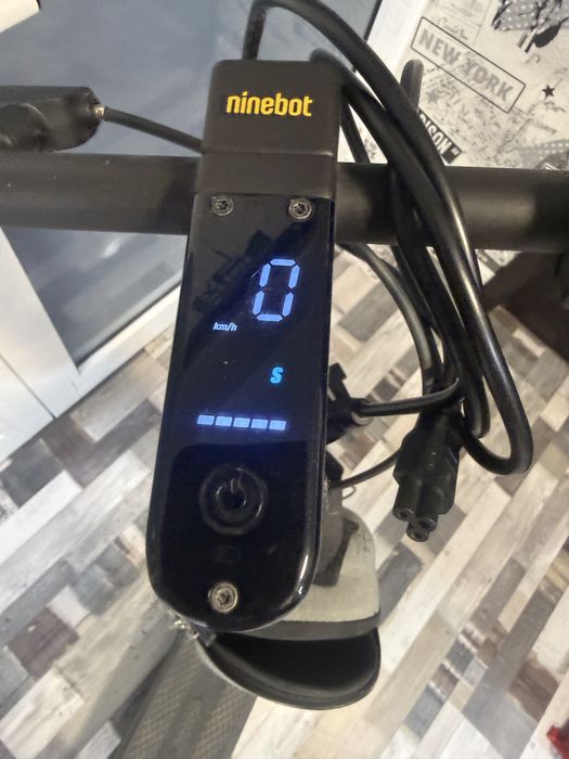 Trotineta Electrica Ninebot Max G2