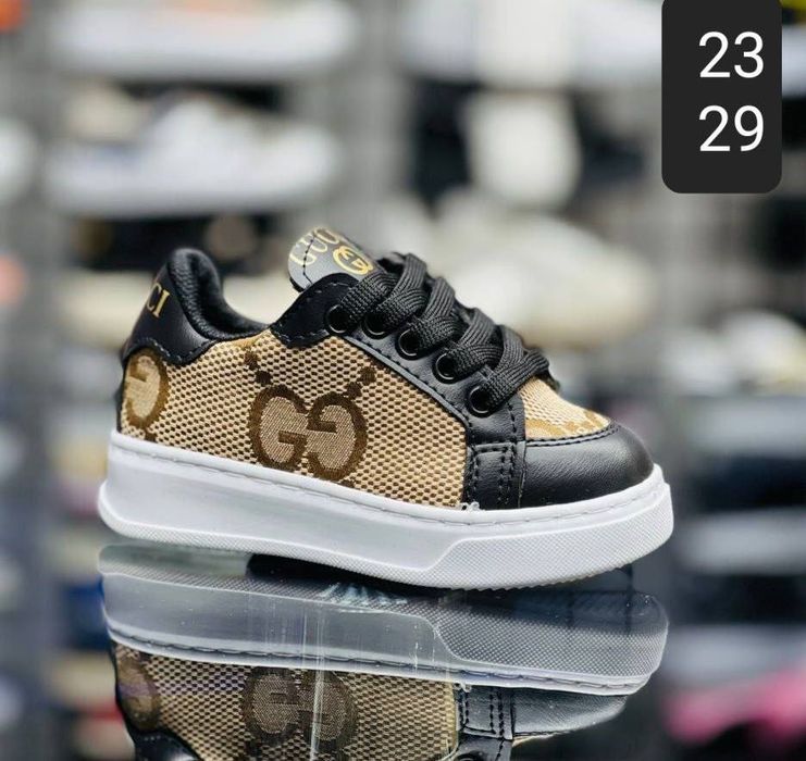 Adidasi fetite si baieti