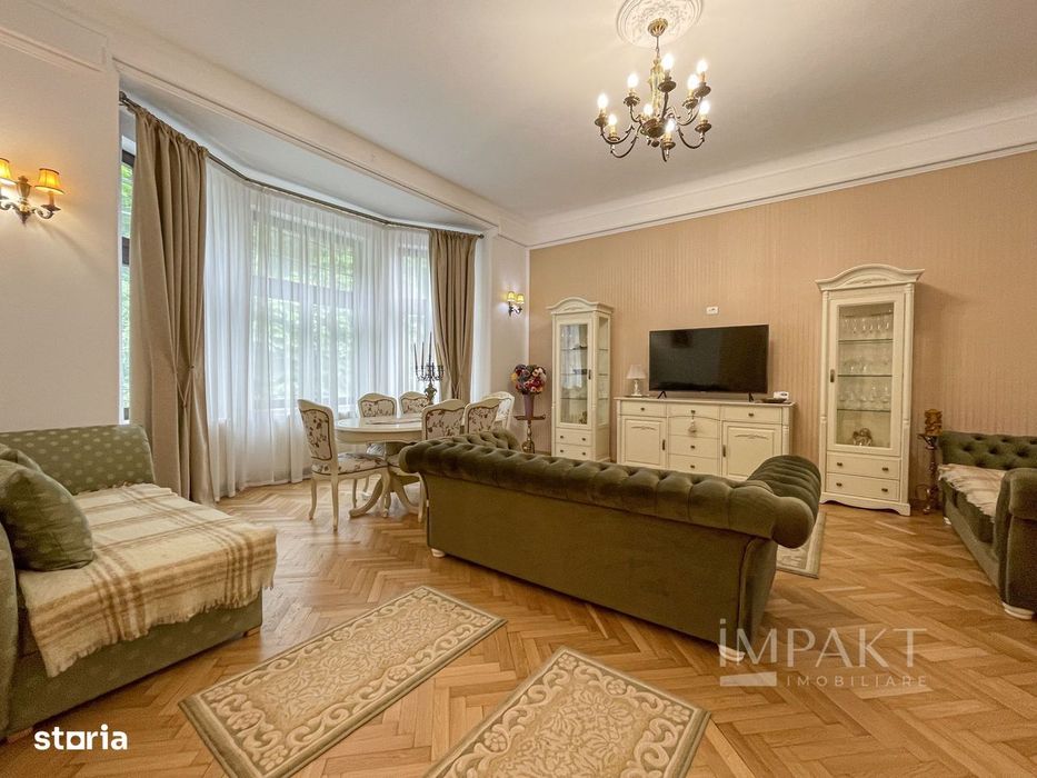 Apartament deosebit cu 3 camere, curte si parcare, aproape de Centru
