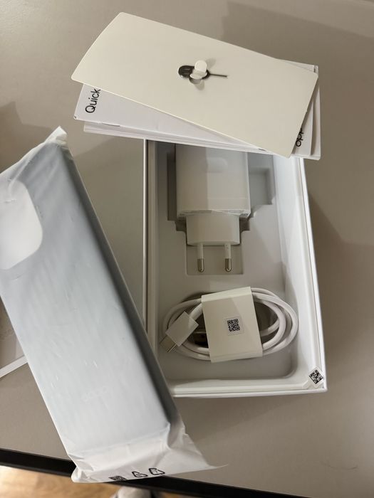 Продается новый Oppo 5i!