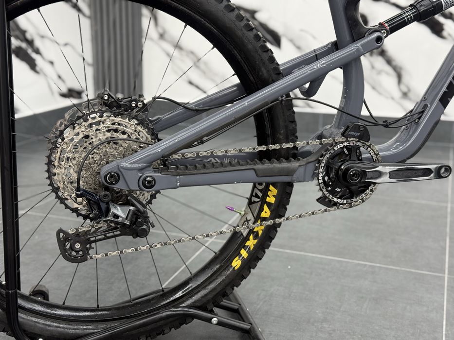 Nukeproof Mega 275 Comp M размер 27.5 цола 1х12 Shimano XT